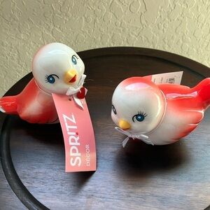 Spritz: 2024 straight ahead & looking away ceramic love birds- Valentines